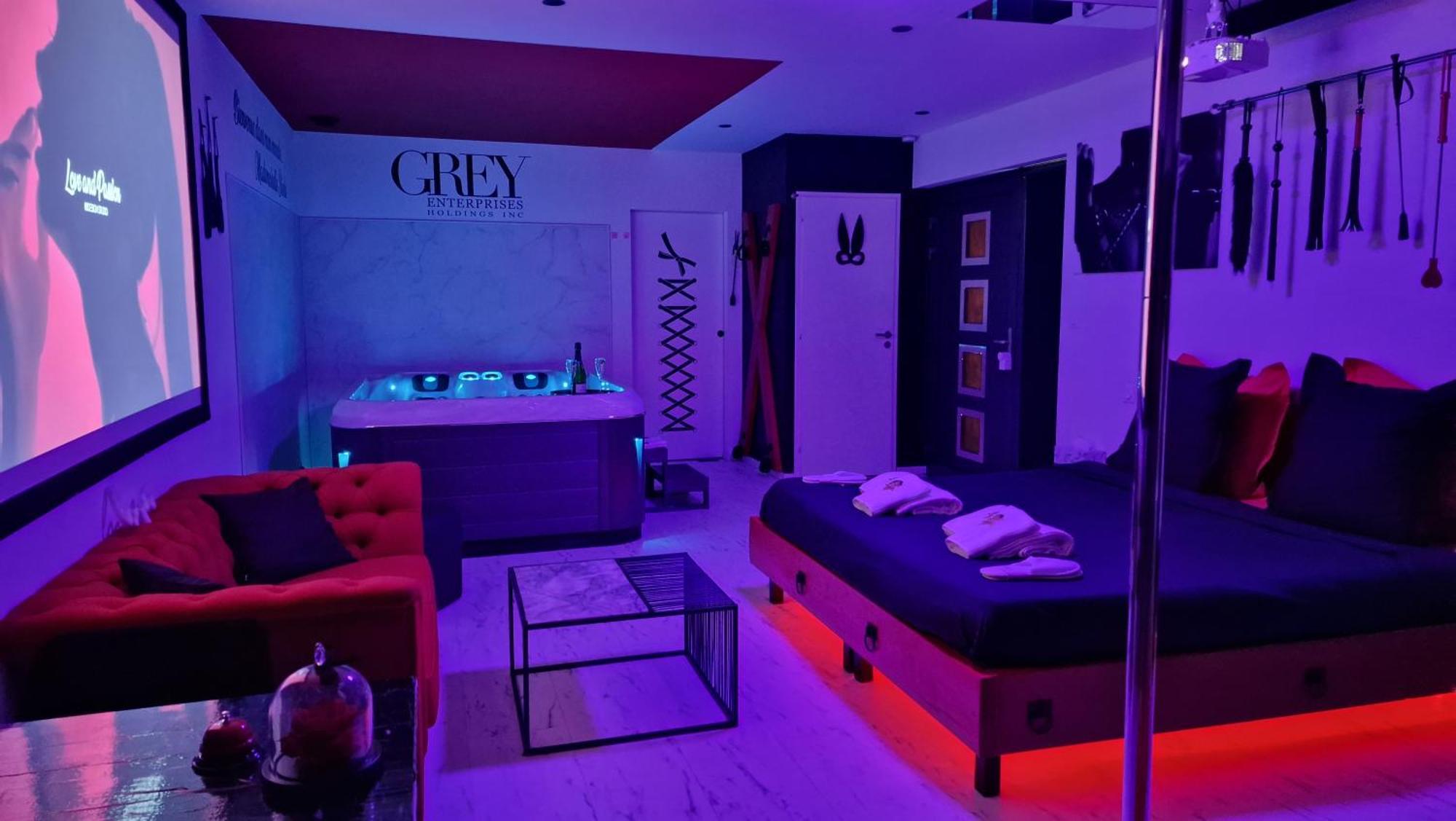 Loveroom Very Good Trip Chambre Avec Jacuzzi Privatif Staple Buitenkant foto